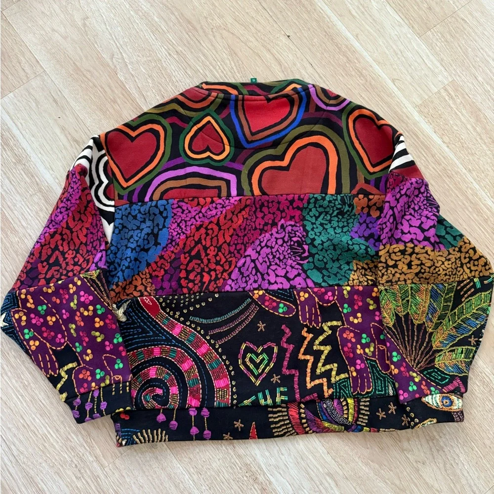 Farm Rio Patchwork Hearts Cropped Sweatshirt 🌈 - Picture 5 of 7